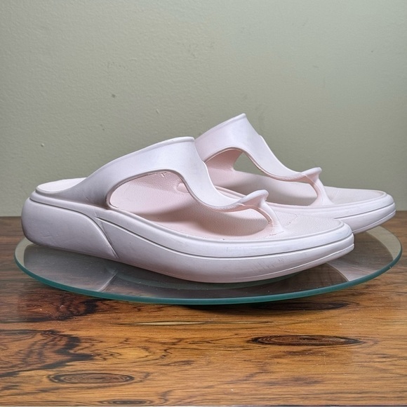 Stuart Weitzman Women Stuflex T-Strap Slide Sandals Size 7 - Picture 9 of 15